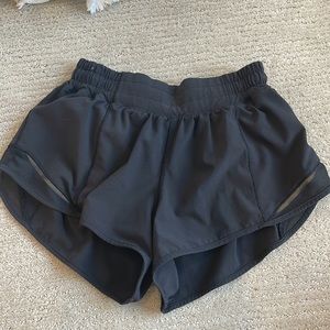 Hotty hot shorts 2.5 inseam